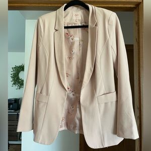 Light Pink Women’s Blazer